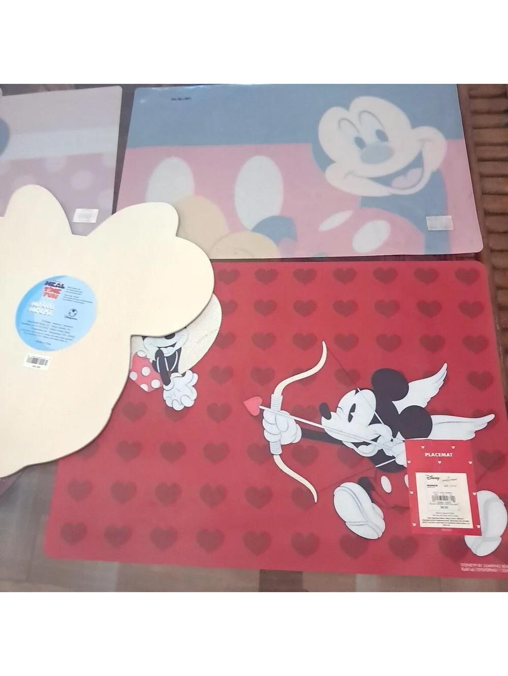Disney Placemats set 5 Mickey Minnie Valentine's Day Meal Time Fun kids pink red